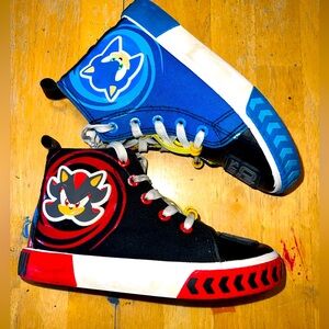 Little boys Sonic/Shadow high top sneakers